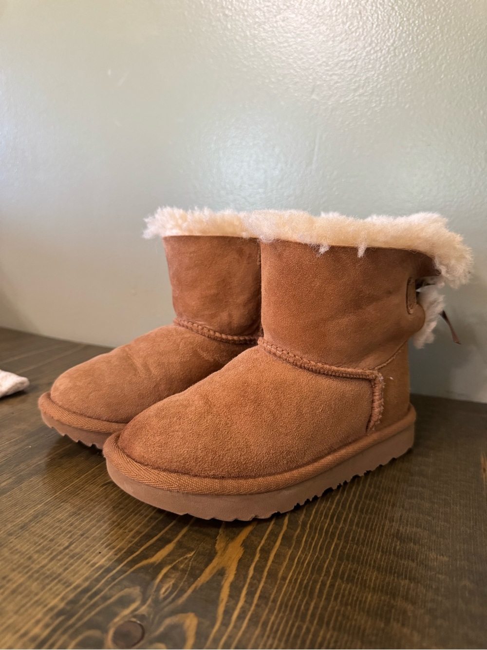 UGG Kids Mini Bailey Bow